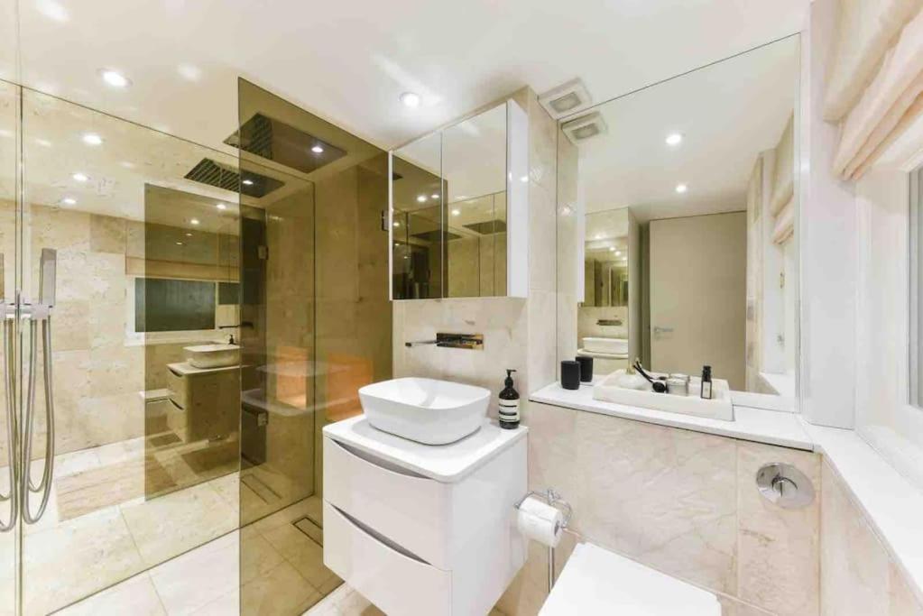Luxury Modern Apartment London Luaran gambar